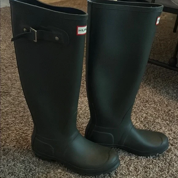 Hunter Dark Olive Tall Rain Boots - Picture 6 of 8